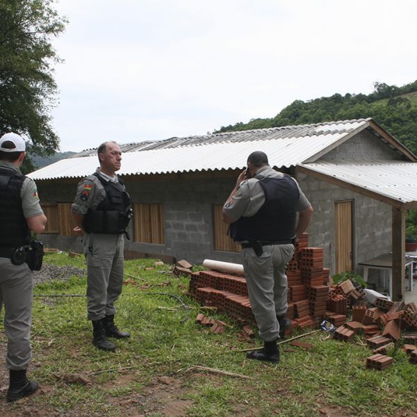 Polícia suspeita de relação com o tráfico