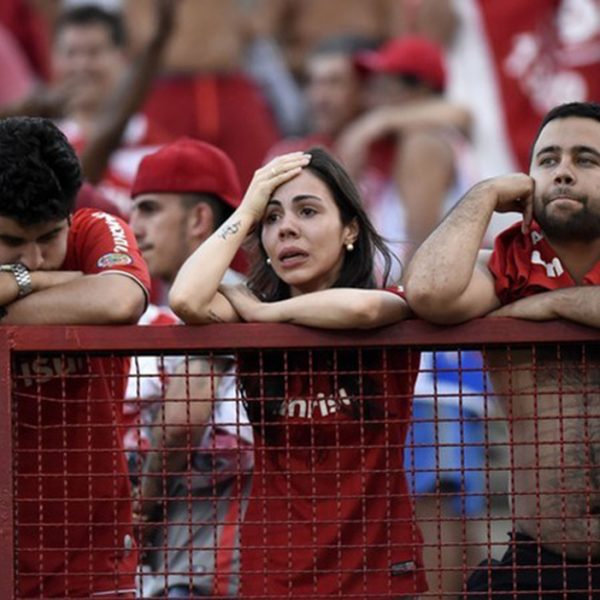 Torcedores lamentam queda para a segundona