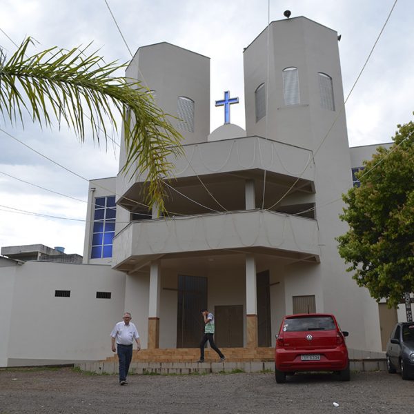 Moradores do Olarias realizam Natal na Praça