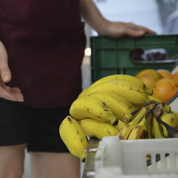 Preço da banana dispara mais de 80%