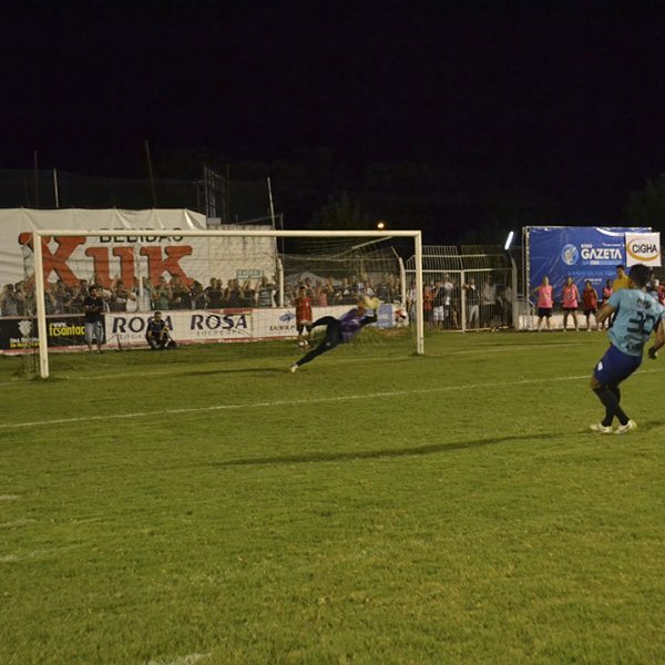 Lajeadense intensifica preparação para estreia