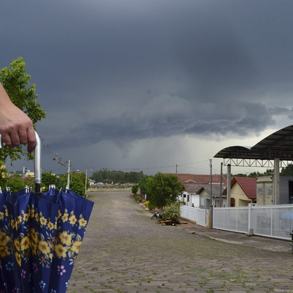 Previsão aponta mês com 21 dias de chuva