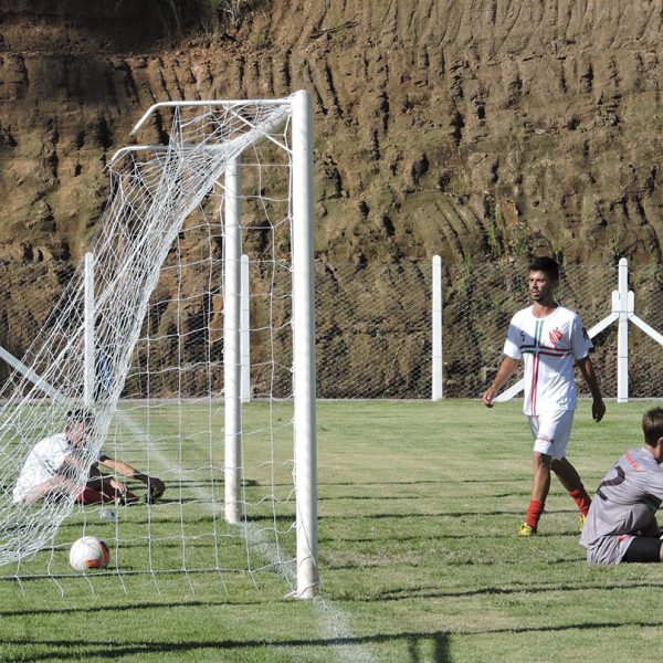 Domingo de Carnaval tem 83 gols em 20 jogos