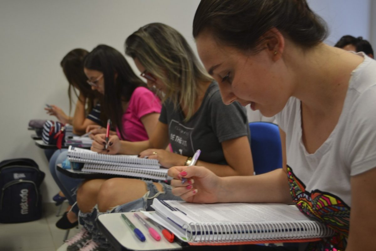 MEC muda Enem e exame será em dois domingos