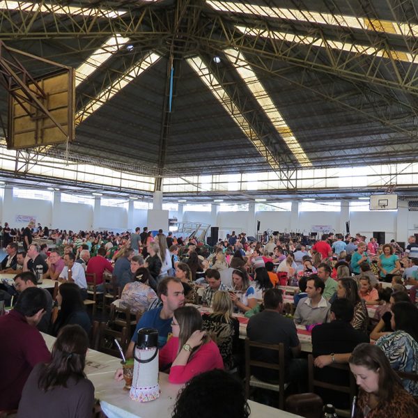 Dia do Trabalho aproxima famílias de comerciários