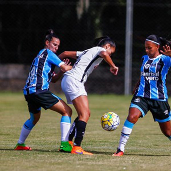 Time feminino volta a campo nesta tarde