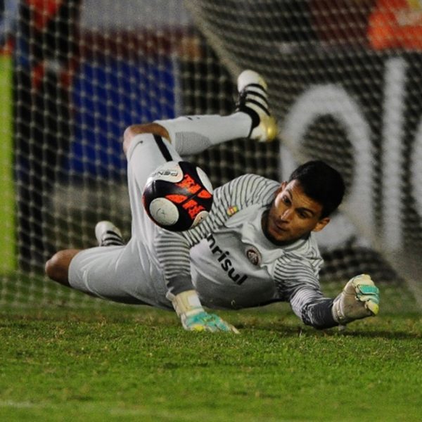 Direção não pode inscrever outro goleiro