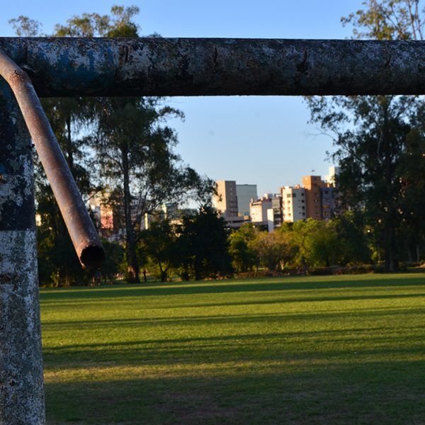 Iniciativa busca reformar campo do São José