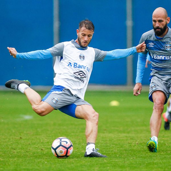 Gastón Fernandez será titular hoje