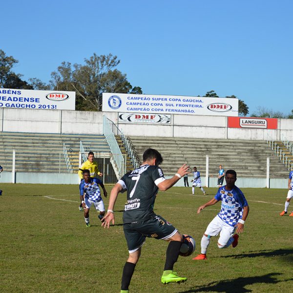 Lajeadense busca vaga nas semifinais