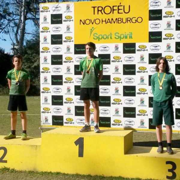 Teutonienses trazem medalhas do Troféu IENH