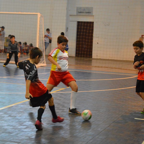 Torneio estadual terá 32 jogos neste sábado