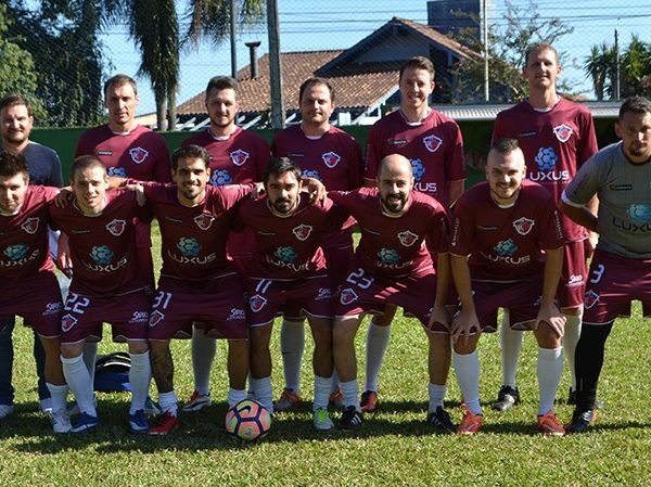 Informe Comercial Clube Tiro e Caça