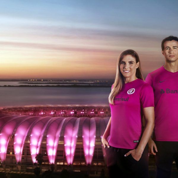 Nova camisa em homenagem ao Outubro Rosa