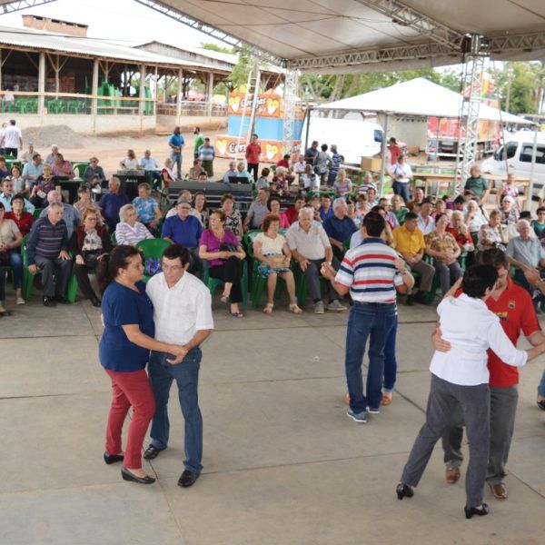 Expowink atrai idosos e crianças