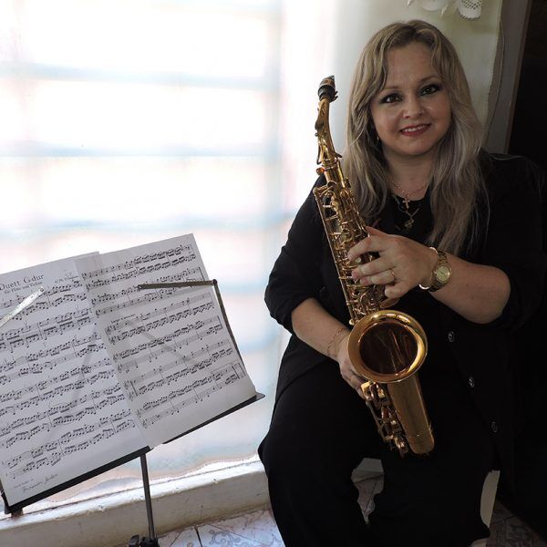 “A música contribui na formação do indivíduo”