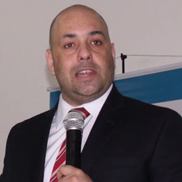 Economista integra café da Acil