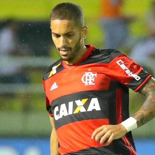 Colorado quer volante do Flamengo