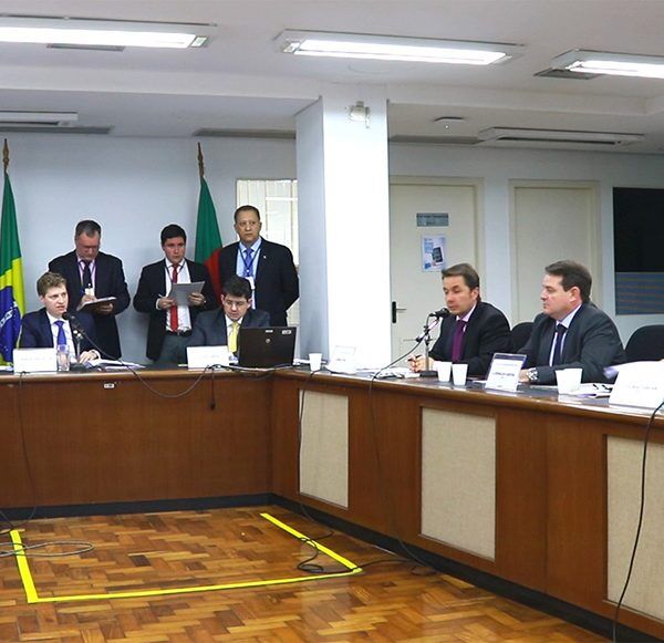 Audiência debate revisão de leis