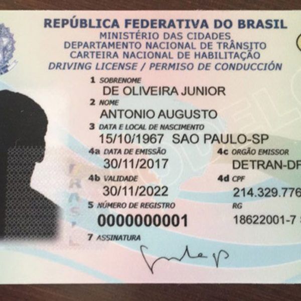 CNH vai virar cartão até 2019