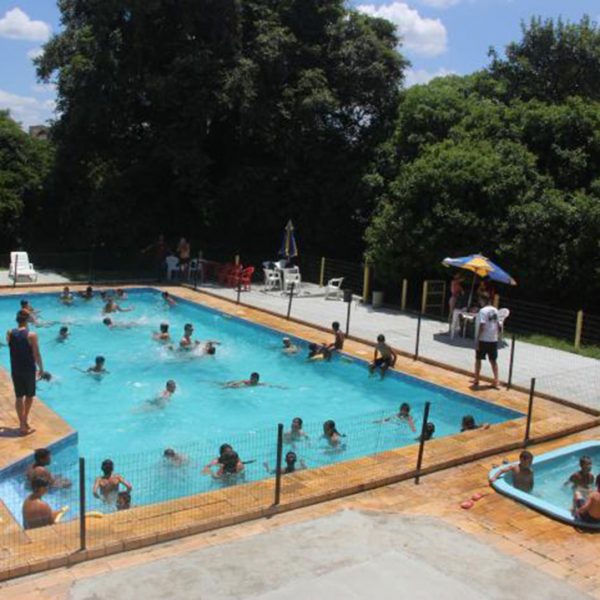 Férias escolares com muito esporte e lazer