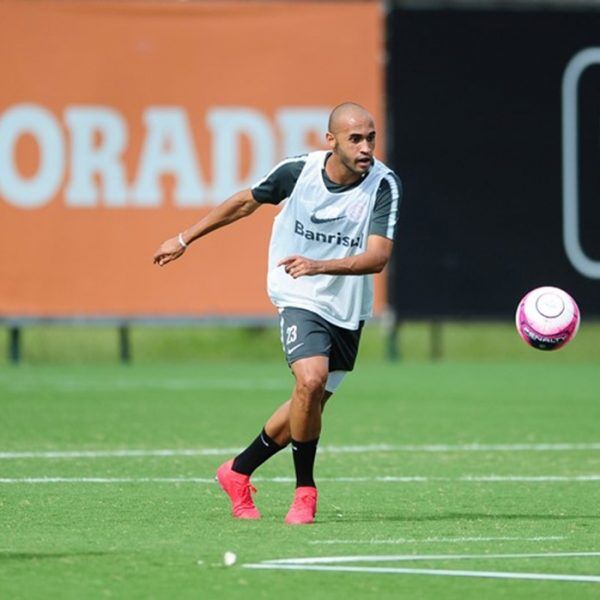 Colorado encara o Avenida com equipe mista