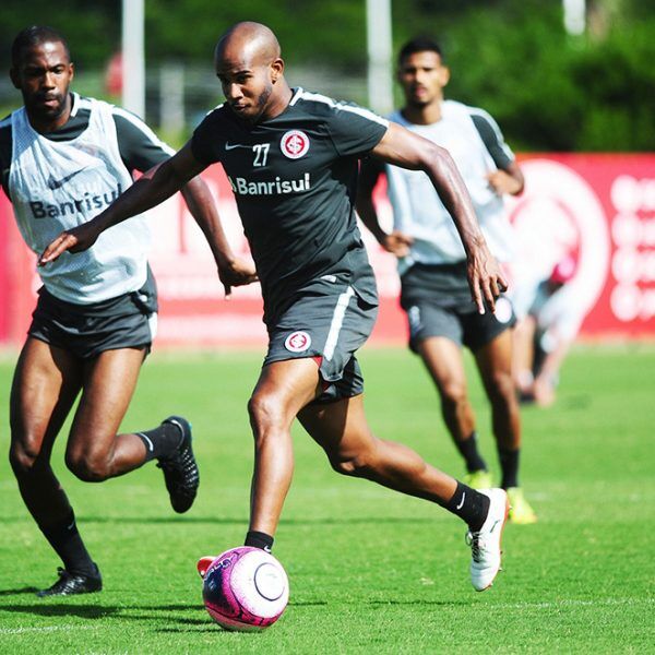 Odair mantém equipe com Damião e Patrick