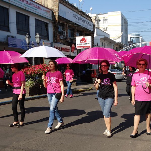 Liga promove jantar festivo em homenagem à mulher