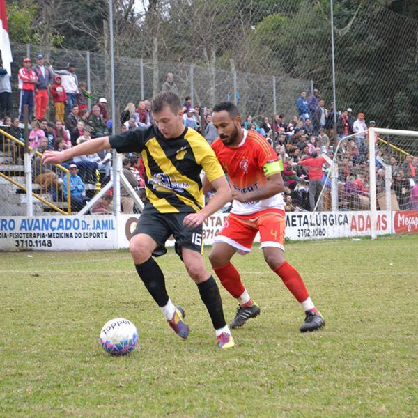 Bola rola em Lajeado