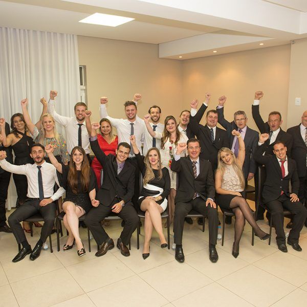 Dale Carnegie forma nova turma