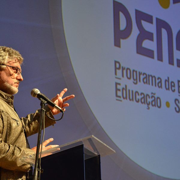 A Hora lança projeto de apoio aos professores