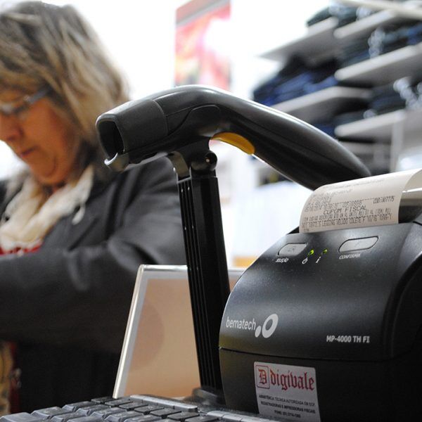 Pesquisa comprova descontrole com os gastos pessoais