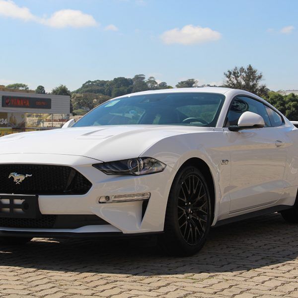 Mustang chega à Ford SL Veículos