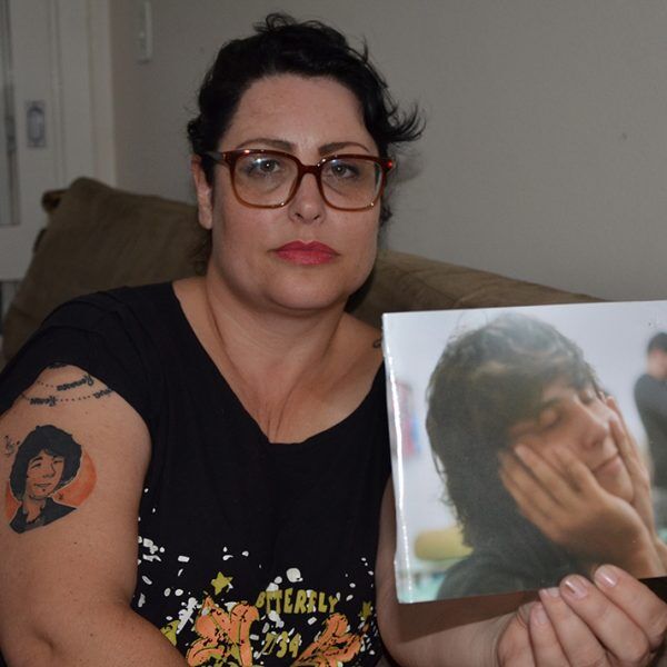Mãe rechaça culpa de filho morto em 2017