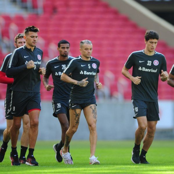 Elenco blindado antes do Gre-Nal