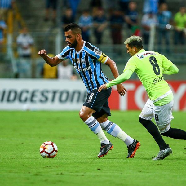 Grêmio com time misto