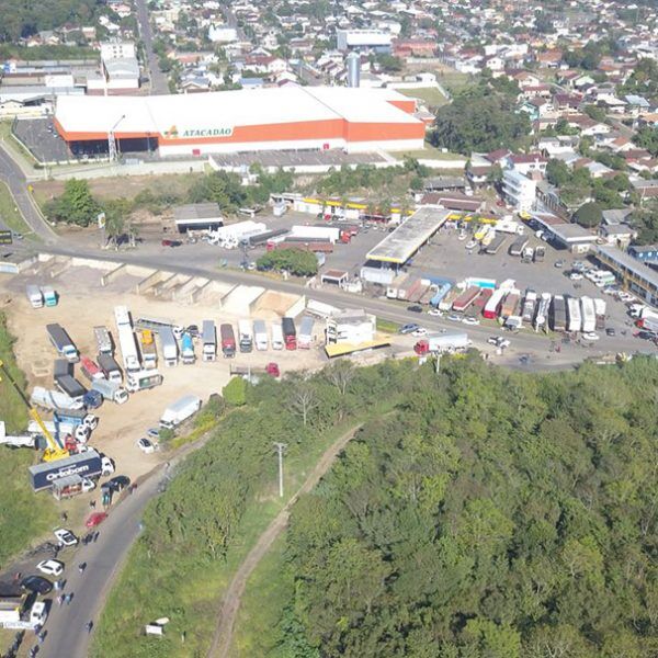 Protestos expõem dependência rodoviária
