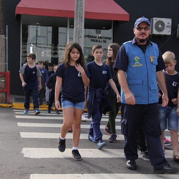 Maio Amarelo incentiva educação para o trânsito