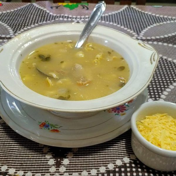 Sopa de capeletti da Mile