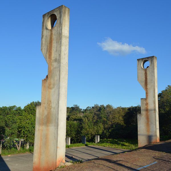 Obra completa oito anos sem previsão de término