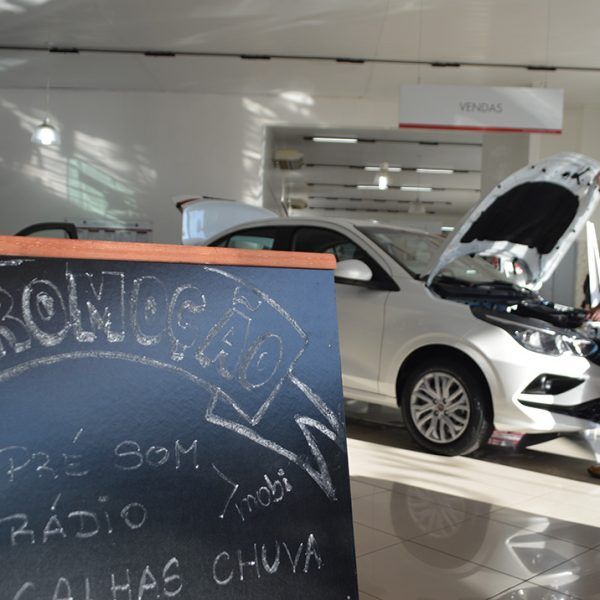 Após três anos, venda de carros novos volta a crescer