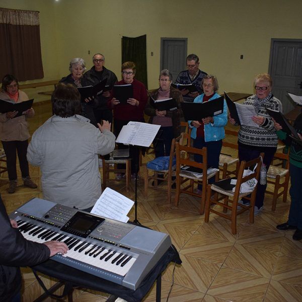 Coro Lyra celebra 110 anos na Festa da Colheita