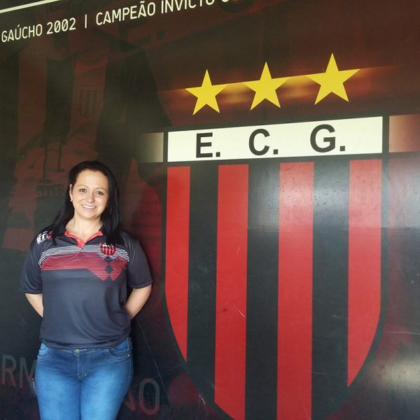 “Vou mostrar que futebol é coisa de mulher”