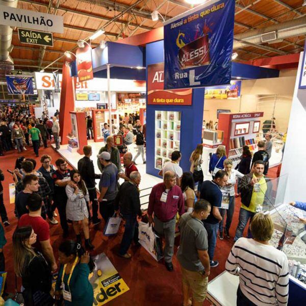 Feira apresenta inovações do setor de construção civil