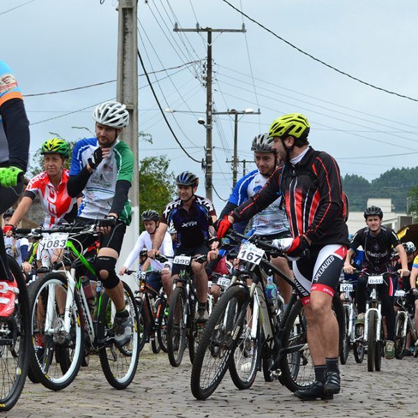 Mountain bike é atração neste fim de semana