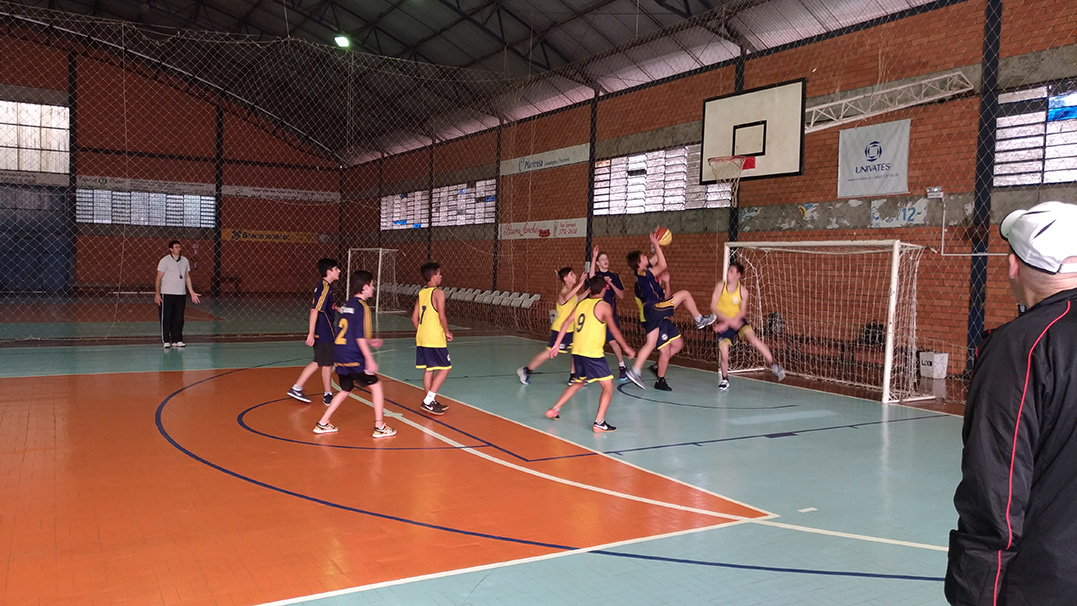 Jogos Escolares de Estrela segue com basquete - Grupo A Hora