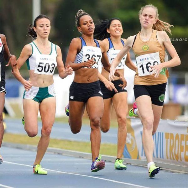 Jaqueline Weber é bronze no Troféu Brasil