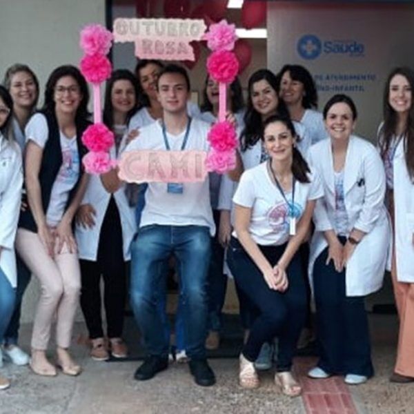 Outubro Rosa: mais de 50 mulheres fazem exames preventivos