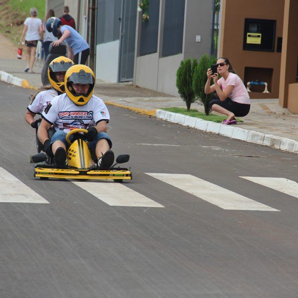 Emoção lomba a baixo