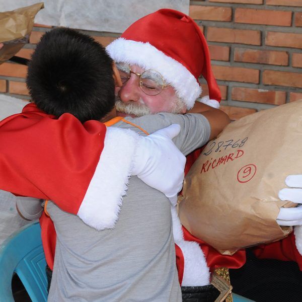 Papai Noel dos Correios sensibiliza famílias com a ação